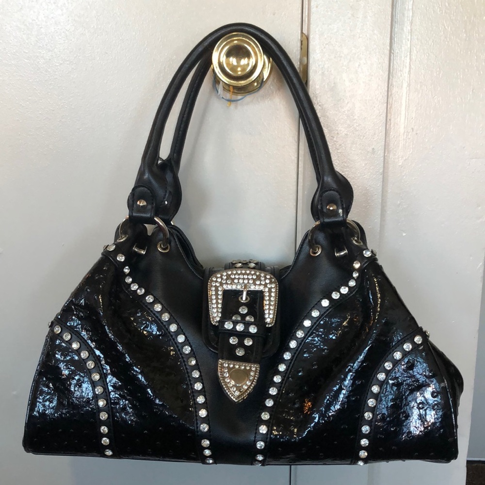 Black studded shoulder bad from Silverake!!!